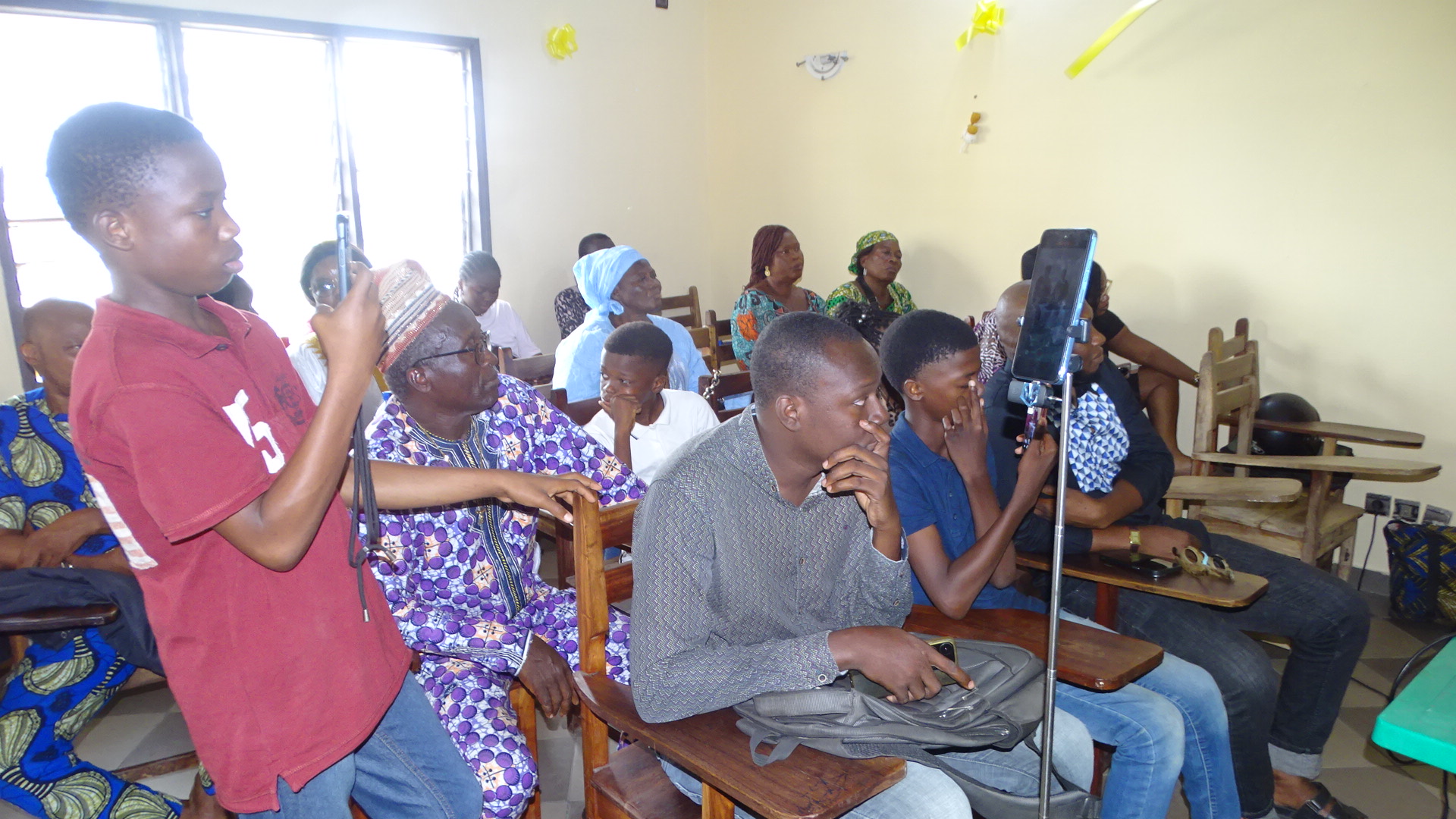 Famille et proches lors de la soutenance
